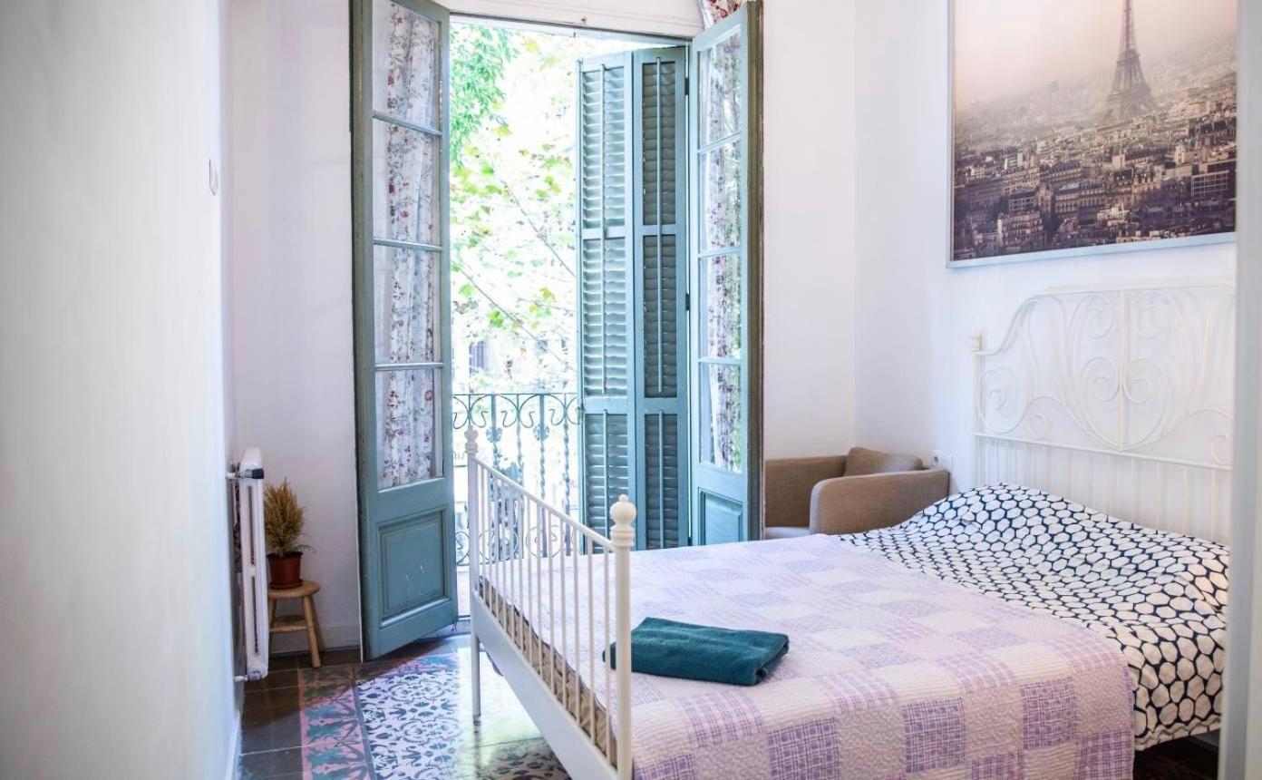 Eixample Modernista Apartment Barcelona Luaran gambar